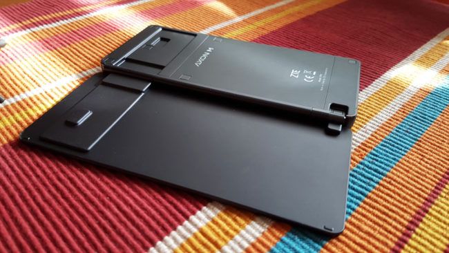 Parte trasera del ZTE Axon M