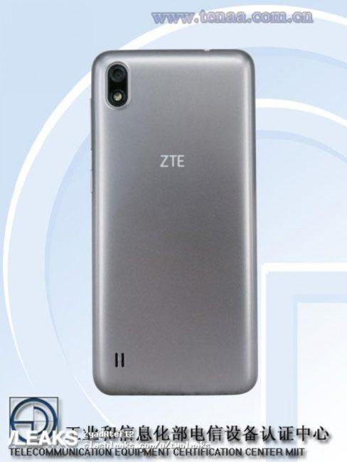 ZTE A606 con Android Go