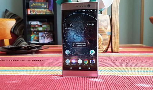 Teléfono Sony Xperia XA2