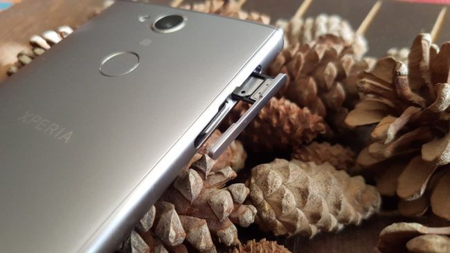 Bandeja SIM del Sony Xperia XA2