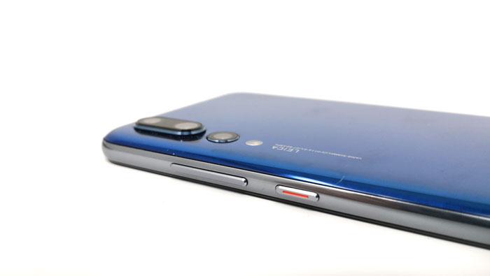 Huawei P20 Pro azul vista lateral