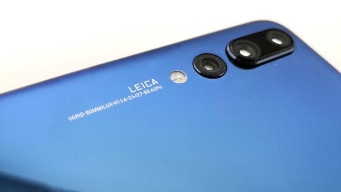 Huawei P20 Pro camara triple leica azul