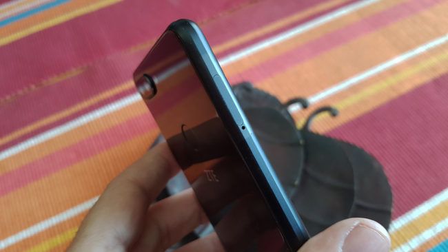 Bandeja SIM del ZTE Blade V9