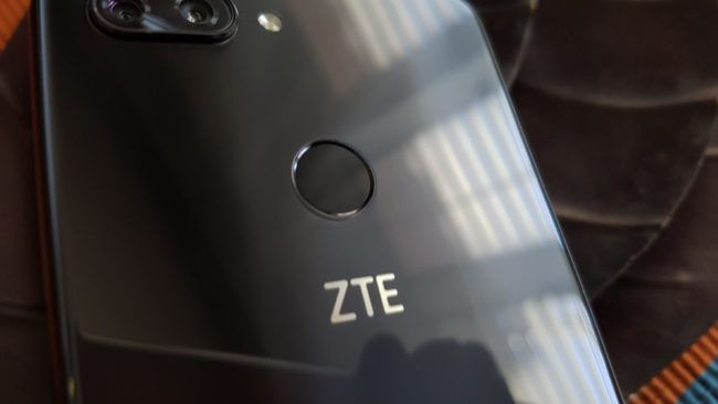 lector de huellas del ZTE Blade V9