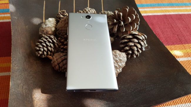 Imagen trasera del Sony Xperia XA2