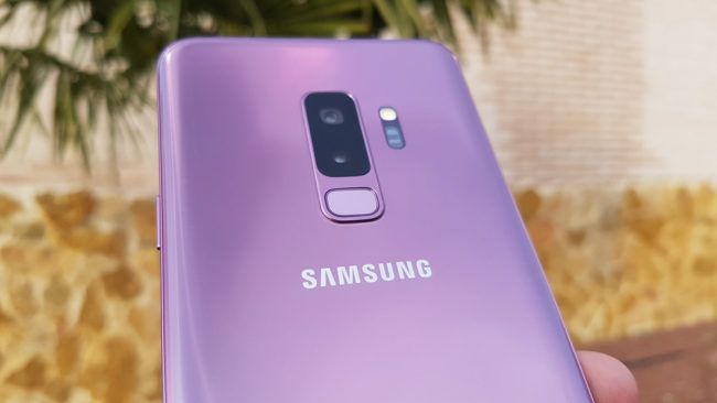 Localización del lecto de huellas del Samsung Galaxy S9+