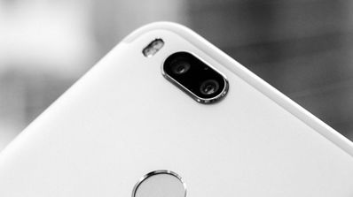 Doble cámara de un smartphone de Xiaomi