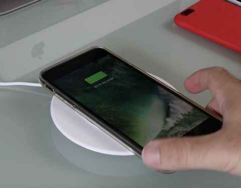 La carga inalámbrica empeora la duración de la batería del iPhone