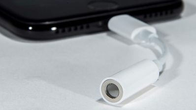 Adaptador Lightning a mini Jack para iPhone