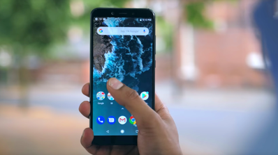 xiaomi mi a2 en mano