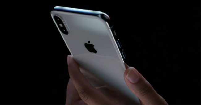 Carcasa de acero del iPhone X
