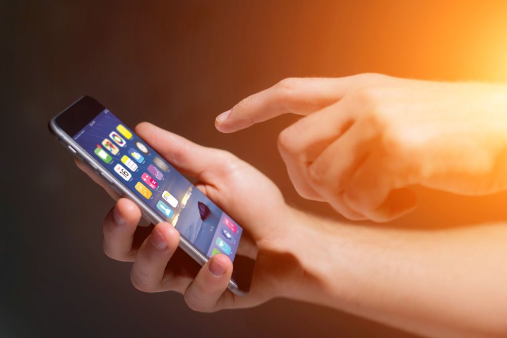 iPhone en manos de su propietario