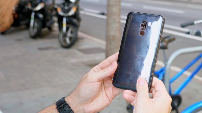 Pocophone F1