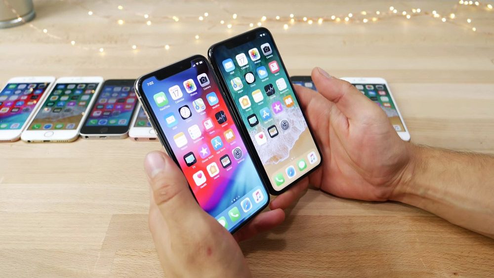 Comparativa de un iPhone X con iOS 12 y iOS 11.4.1