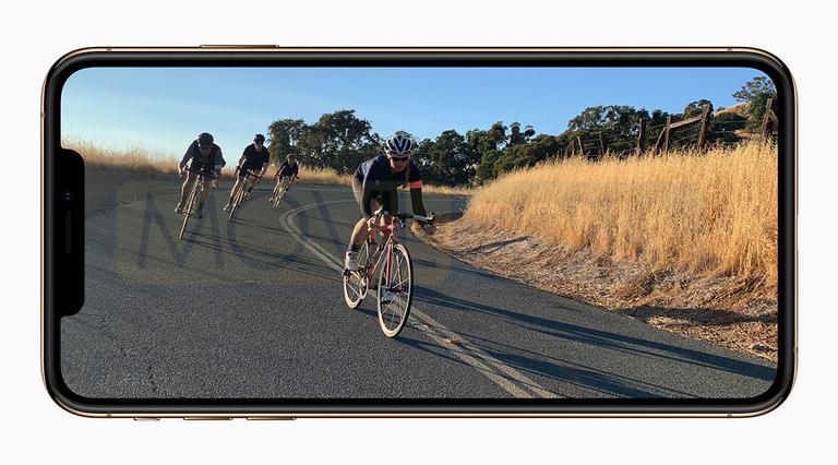 Apple iPhone Xs con bicicleta en pantalla