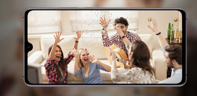 cine huawei mate 20 x