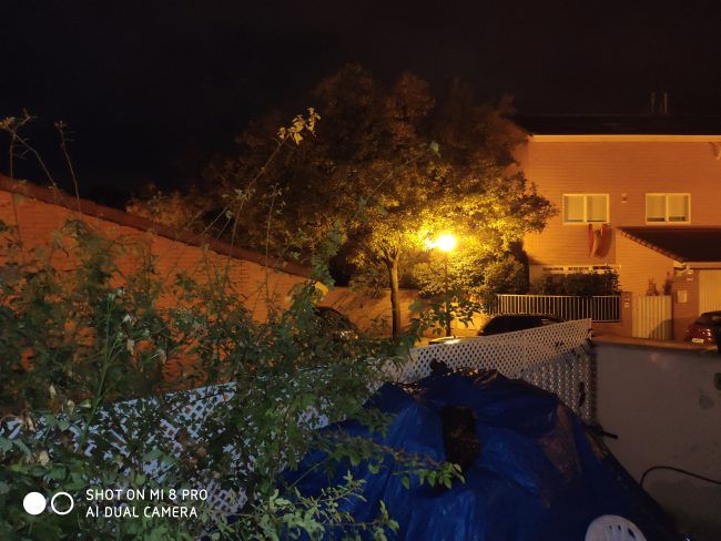 Foto con flash del Xiaomi Mi 8 Pro