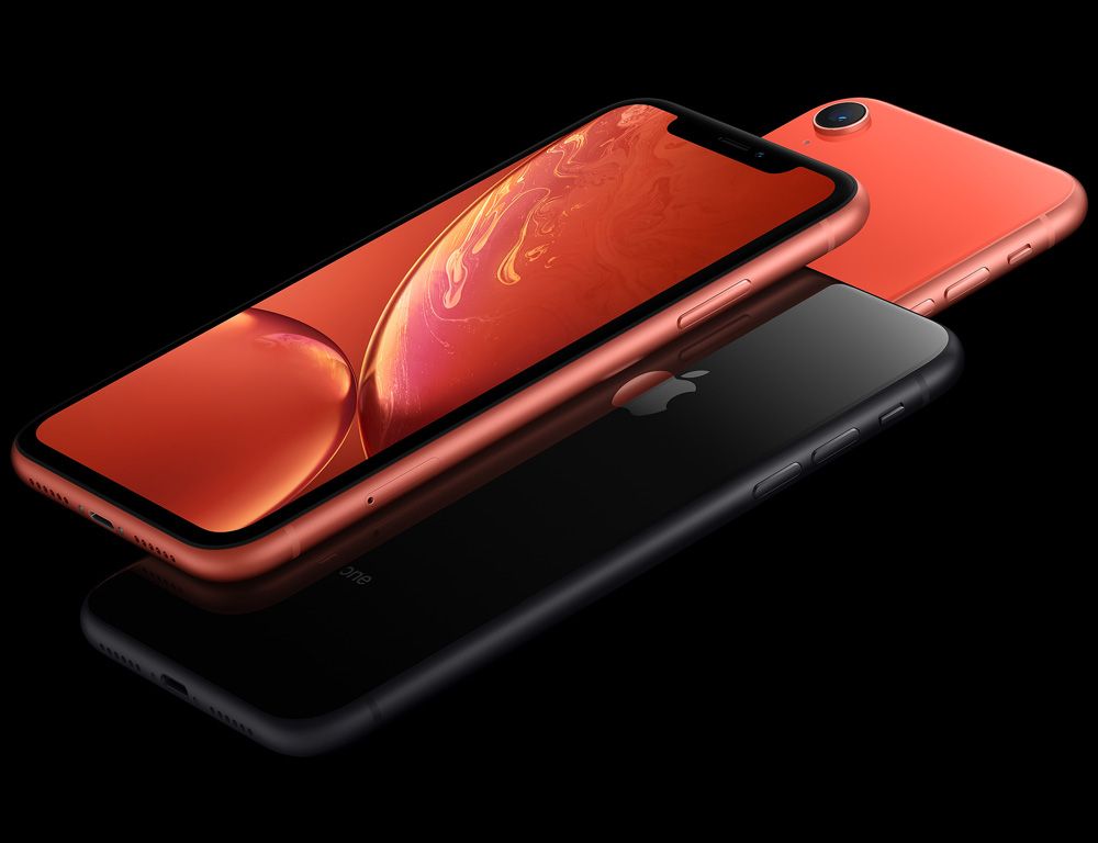 iPhone XR en colores rojo y negro