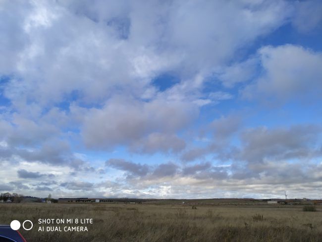 Foto al cielo con el Xiaomi Mi 8 Lite