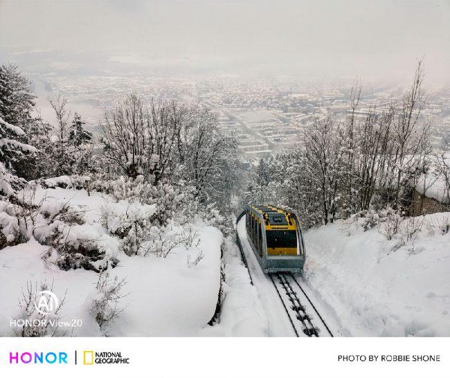 Foto de tren hecha con la cámara del Honor View20