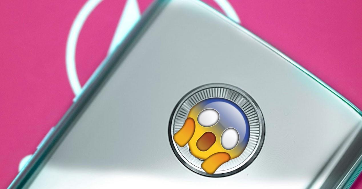 Moto G6 portada emoji