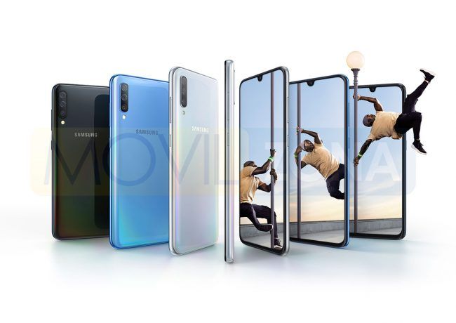 Samsung Galaxy A70 azul, negro y gris