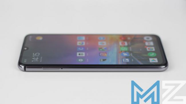 Imagen lateral del Xiaomi Mi 9 SE