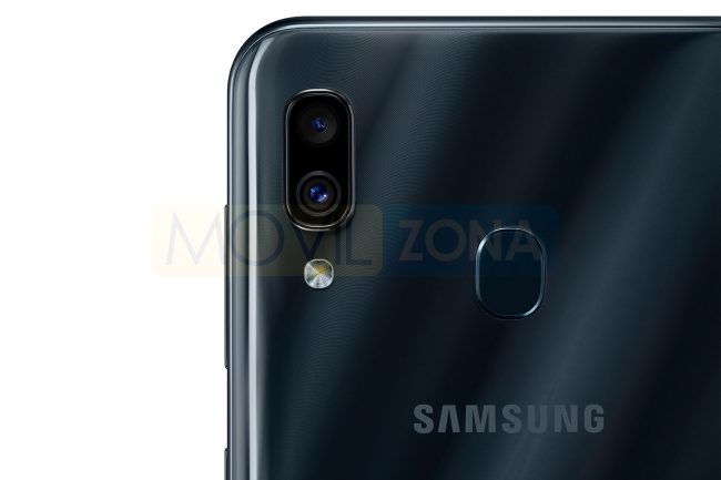 Samsung Galaxy A30 doble cámara