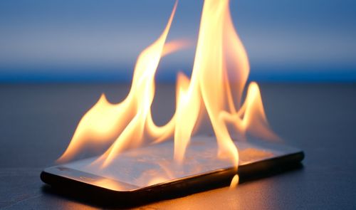 Smartphone en llamas