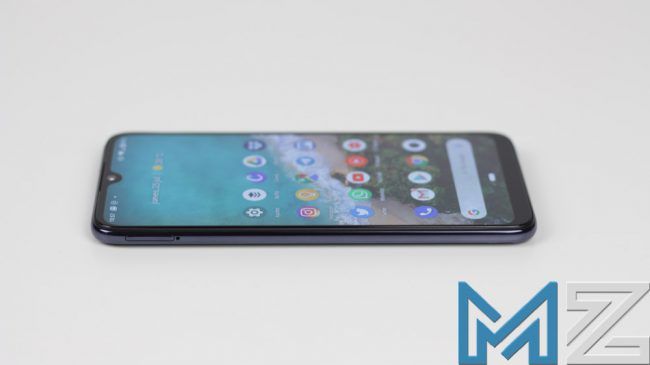 Imagen lateral del Xiaomi Mi A3