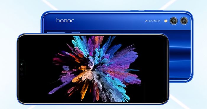 Frontal y trasera del Honor 8X visto en formato horizontal