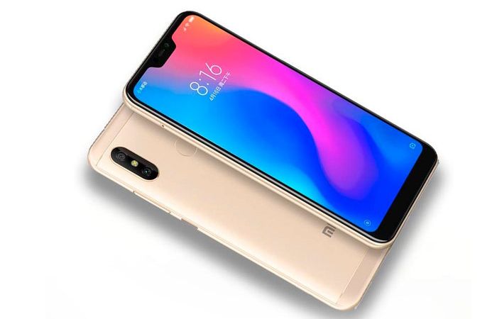 Frontal y trasera en dorado del Xiaomi Mi A2