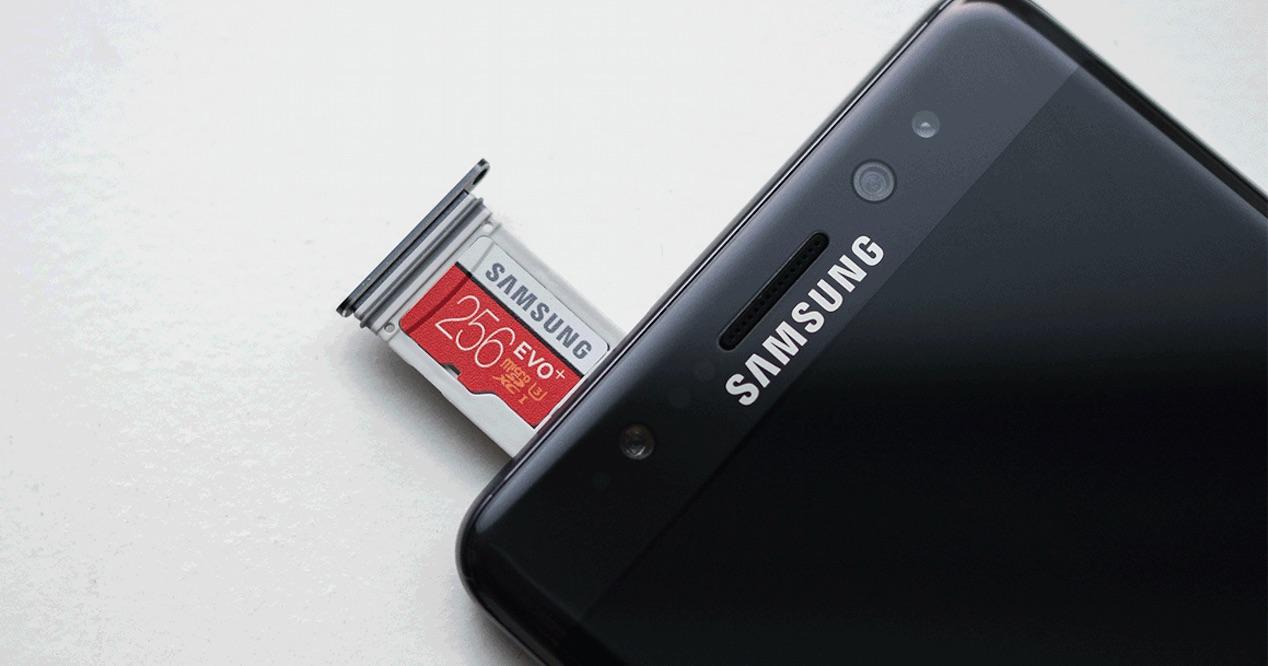 Cómo guardar las fotos en tarjeta MicroSD de un móvil Samsung