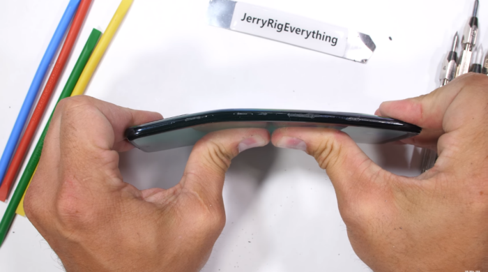 Samsung Galaxy A50 doblado