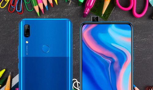 Frontal y trasera del Huawei P Smart Z sobre fondo de material escolar