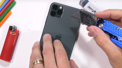 iPhone 11 Pro Max JerryRigEverything