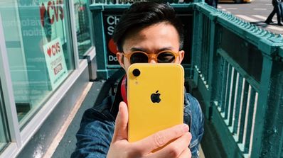 iPhone XR Selfie