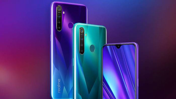 Frontal y trasera del realme 5 Pro