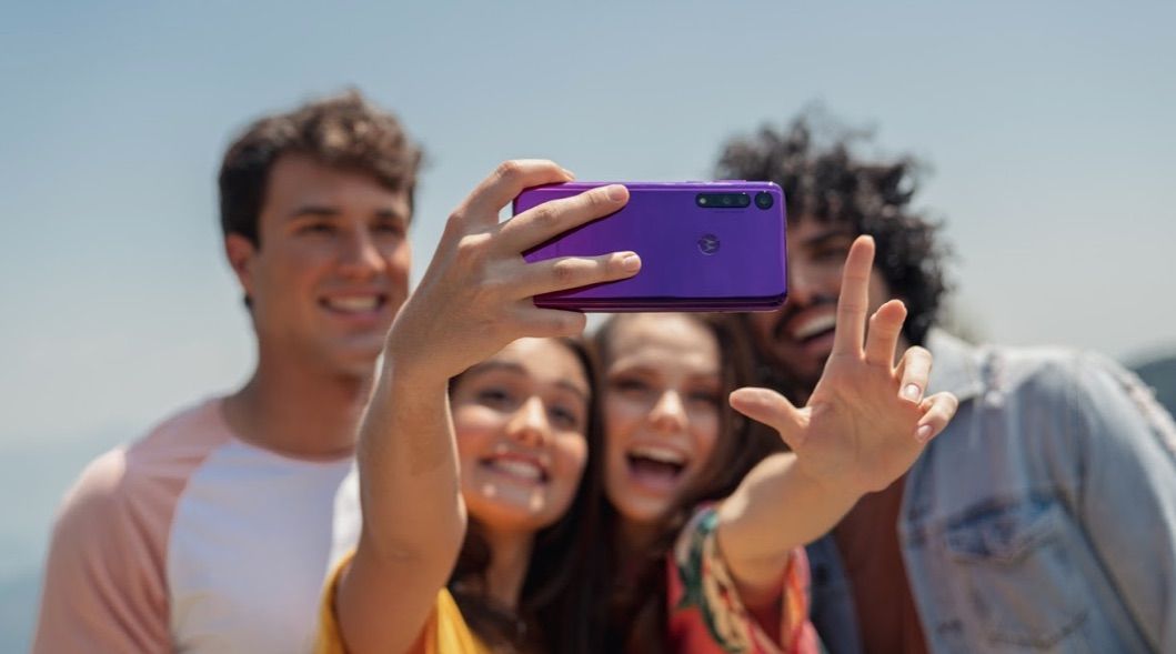 Motorola One Macro