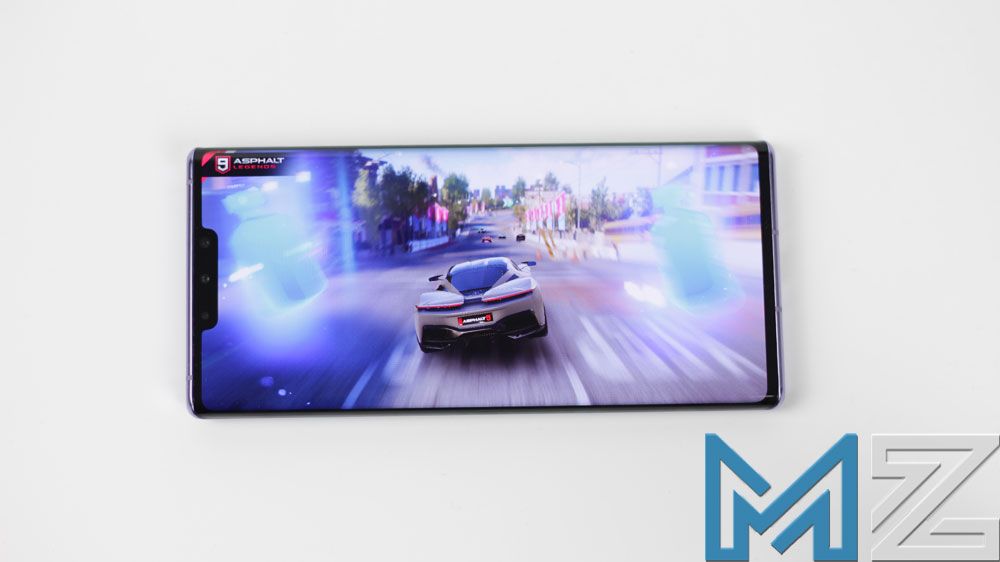 Jugando con el Huawei Mate 30 Pro