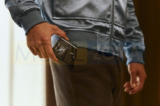 Motorola Razr 2019 bolsillo