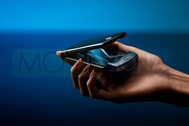 Motorola Razr 2019 pantalla cerrada