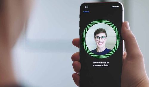 face id iPhone
