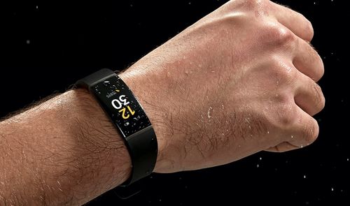 realme band negra