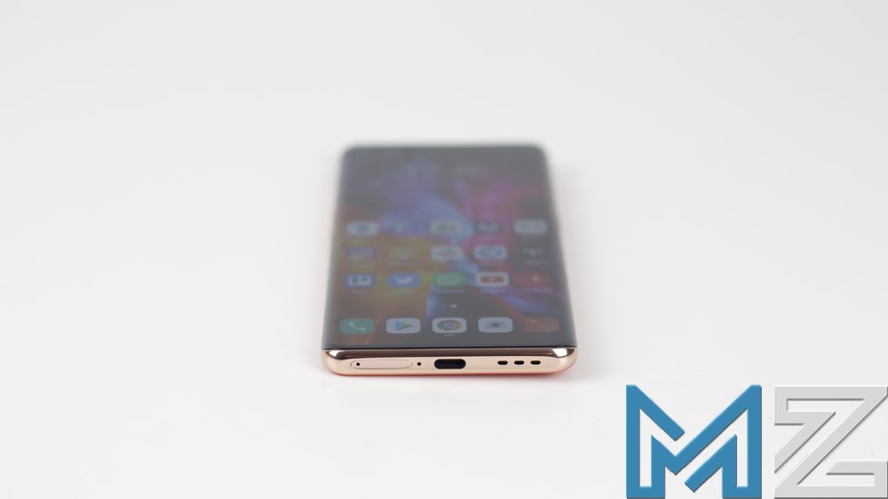 Puerto USB tipo C en el OPPO Find X2 Pro