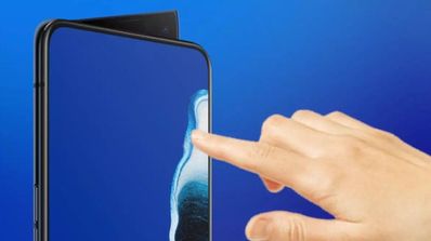 tocando pantalla móvil oppo
