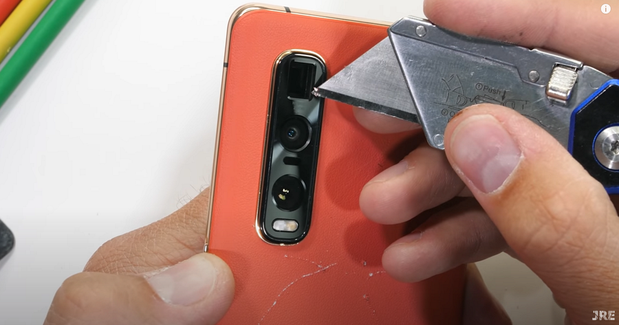 camara del oppo find x2 pro rayada