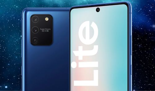 Galaxy S10 Lite y fondo de estrellas