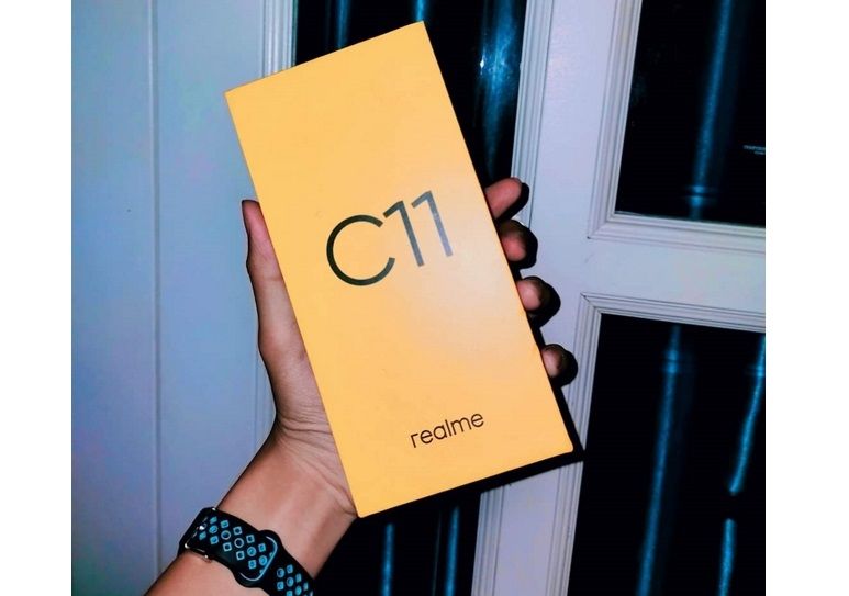 realme C11