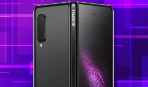 samsung galaxy fold y fondo morado
